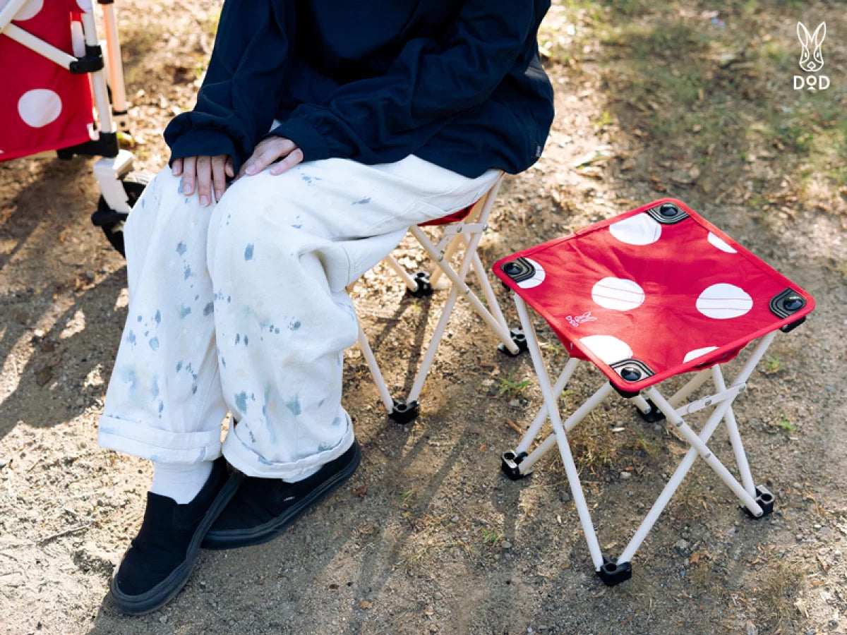 DOD - Mob Chair C1-191-RD - in use
